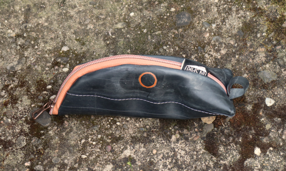 Brillenetui aus recyceltem Fahrradschlauch – Bild 2