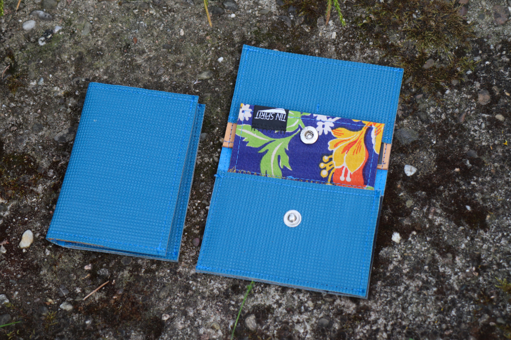 Upcycling Geldbeutel aus Schulturnmatte – Bild 2