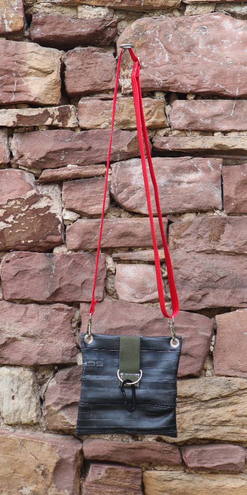 Gürteltasche aus Fahrradschlauch & Fahrradreifen – Bild 2