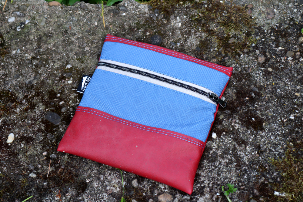 Gürteltasche aus Schulturnmatte