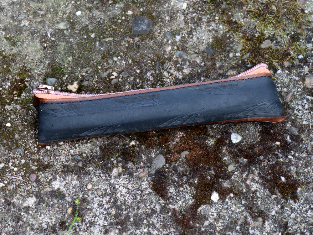 Mäppchen aus Fahrradreifen – Bild 3