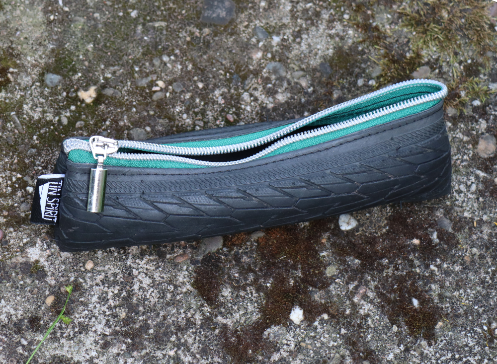 Mäppchen aus Fahrradreifen – Bild 3