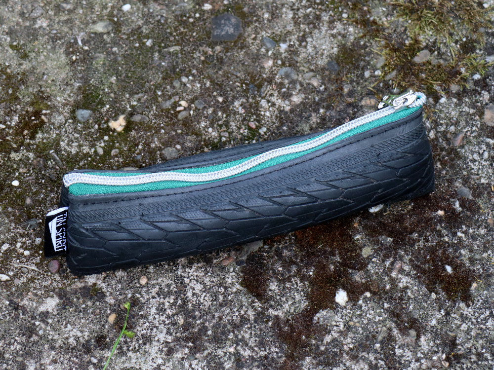 Mäppchen aus Fahrradreifen – Bild 5